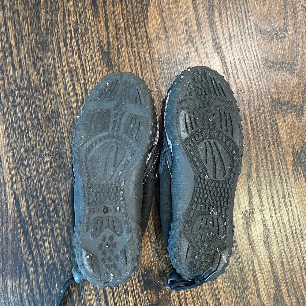 Water Shoes Size 1